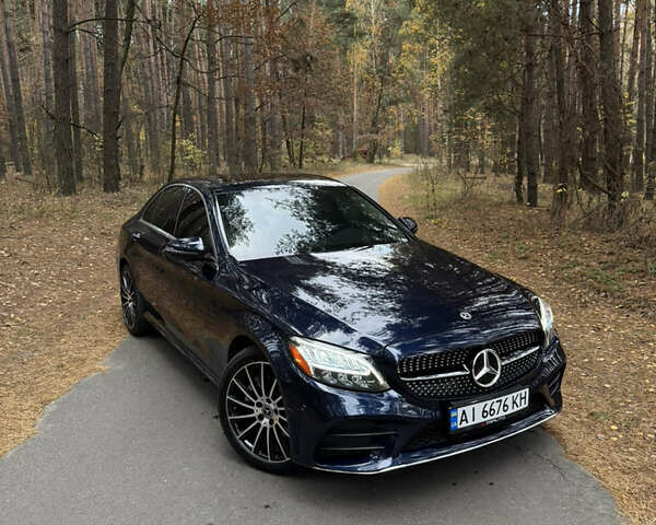 Синий Мерседес Ц-Класс, объемом двигателя 1.99 л и пробегом 57 тыс. км за 26900 $, фото 1 на Automoto.ua