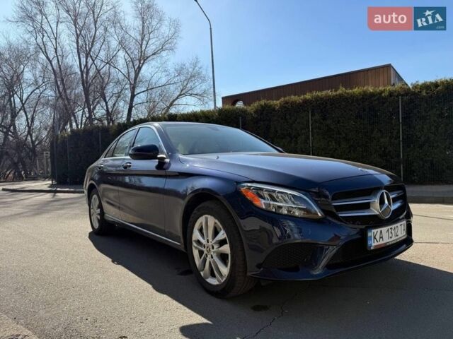 Синій Мерседес Ц-Клас, об'ємом двигуна 1.99 л та пробігом 19 тис. км за 29500 $, фото 1 на Automoto.ua