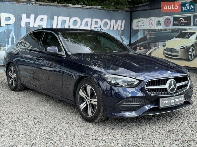 Синій Мерседес Ц-Клас, об'ємом двигуна 1.5 л та пробігом 97 тис. км за 37500 $, фото 1 на Automoto.ua
