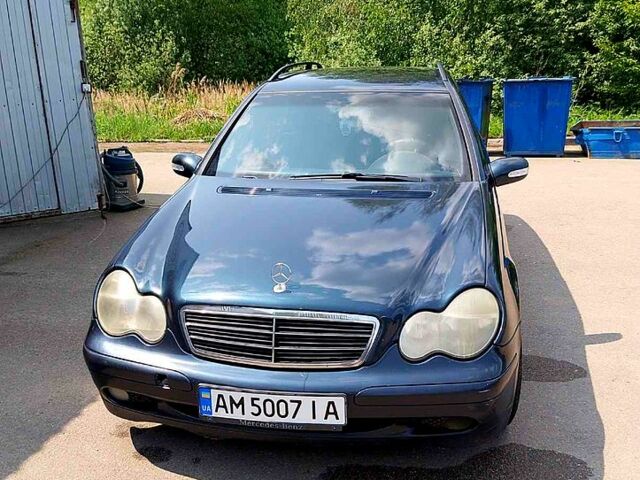 Синій Мерседес Ц-Клас, об'ємом двигуна 2.1 л та пробігом 0 тис. км за 2200 $, фото 1 на Automoto.ua