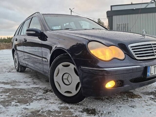Синій Мерседес Ц-Клас, об'ємом двигуна 0 л та пробігом 200 тис. км за 2000 $, фото 1 на Automoto.ua
