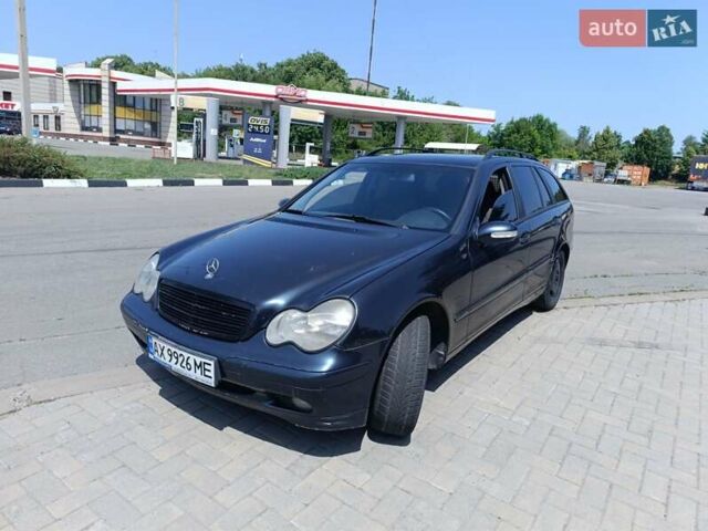 Синій Мерседес Ц-Клас, об'ємом двигуна 1.8 л та пробігом 313 тис. км за 4000 $, фото 1 на Automoto.ua