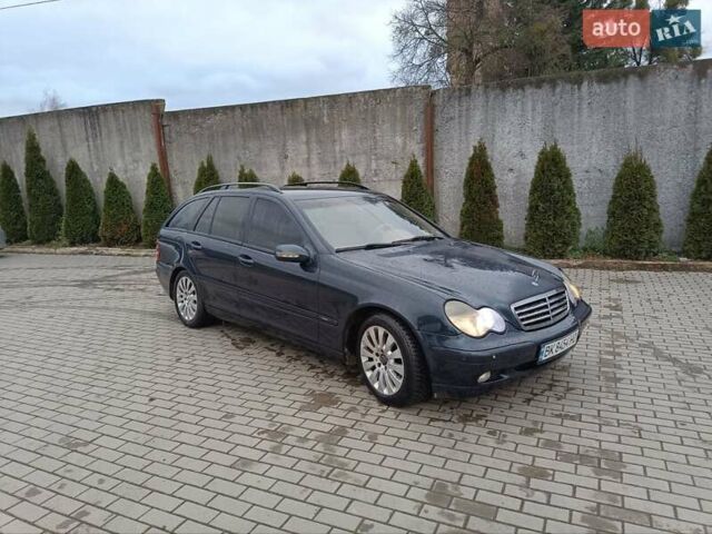 Синій Мерседес Ц-Клас, об'ємом двигуна 2.15 л та пробігом 500 тис. км за 4600 $, фото 1 на Automoto.ua