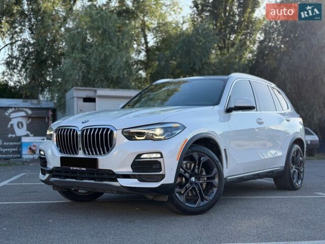 Синий Мерседес Ц-Класс, объемом двигателя 1.8 л и пробегом 250 тыс. км за 4990 $, фото 1 на Automoto.ua