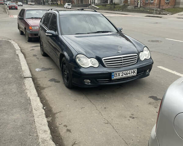 Синій Мерседес Ц-Клас, об'ємом двигуна 1.8 л та пробігом 278 тис. км за 5300 $, фото 1 на Automoto.ua