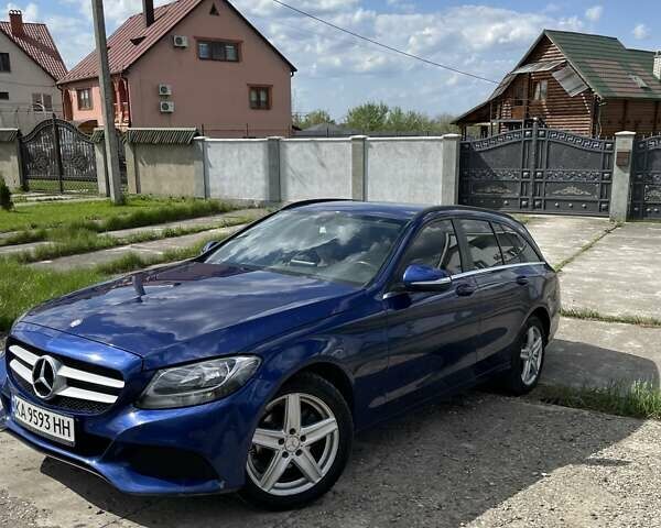 Синій Мерседес Ц-Клас, об'ємом двигуна 1.6 л та пробігом 295 тис. км за 13700 $, фото 1 на Automoto.ua