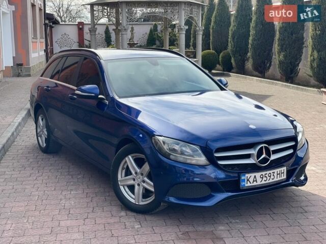 Синий Мерседес Ц-Класс, объемом двигателя 1.6 л и пробегом 336 тыс. км за 11499 $, фото 1 на Automoto.ua