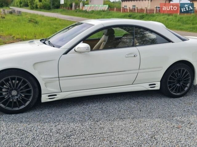 Белый Мерседес ЦЛ-класс, объемом двигателя 5 л и пробегом 160 тыс. км за 13000 $, фото 1 на Automoto.ua