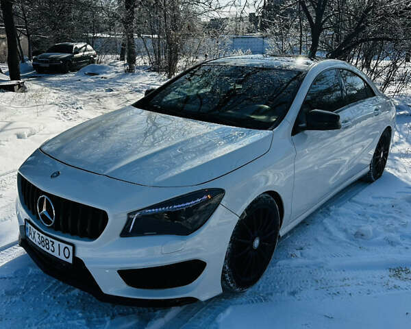 Белый Мерседес ЦЛА-класс, объемом двигателя 2 л и пробегом 185 тыс. км за 13999 $, фото 1 на Automoto.ua
