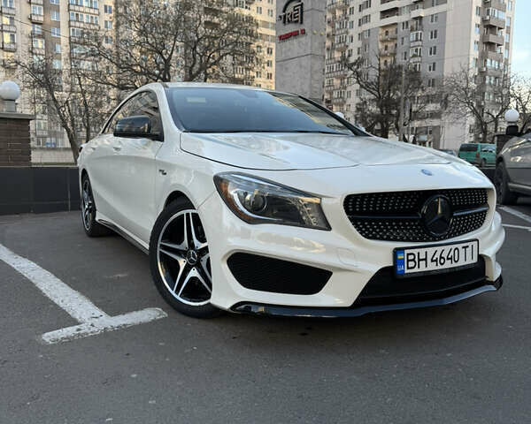 Белый Мерседес ЦЛА-класс, объемом двигателя 1.99 л и пробегом 160 тыс. км за 17000 $, фото 1 на Automoto.ua