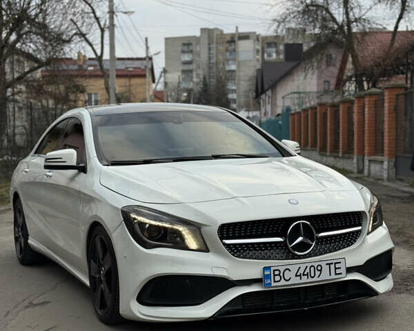 Белый Мерседес ЦЛА-класс, объемом двигателя 1.99 л и пробегом 130 тыс. км за 16000 $, фото 1 на Automoto.ua