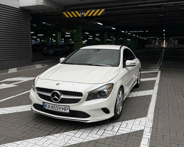 Белый Мерседес ЦЛА-класс, объемом двигателя 2 л и пробегом 73 тыс. км за 18900 $, фото 1 на Automoto.ua