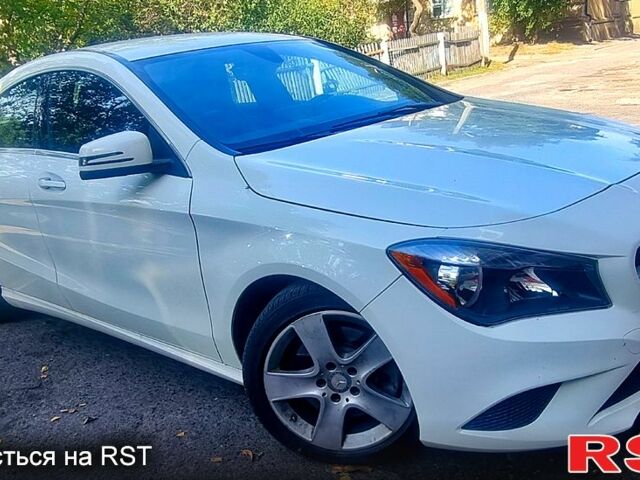 Белый Мерседес ЦЛА-класс, объемом двигателя 2 л и пробегом 129 тыс. км за 15500 $, фото 1 на Automoto.ua