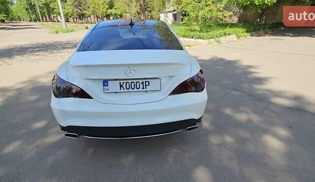 Белый Мерседес ЦЛА-класс, объемом двигателя 1.99 л и пробегом 100 тыс. км за 17999 $, фото 1 на Automoto.ua