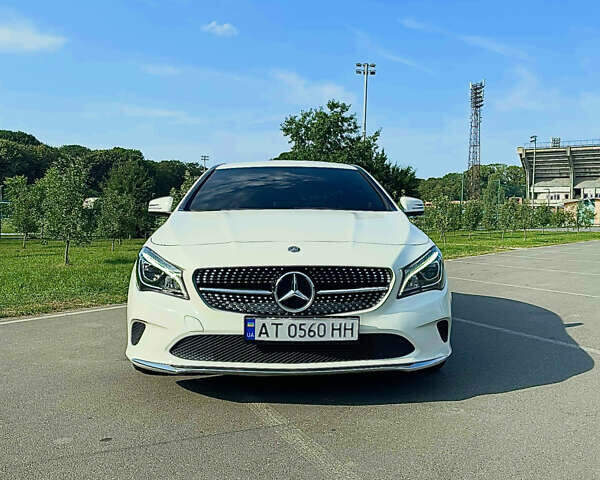 Белый Мерседес ЦЛА-класс, объемом двигателя 1.99 л и пробегом 58 тыс. км за 22500 $, фото 1 на Automoto.ua