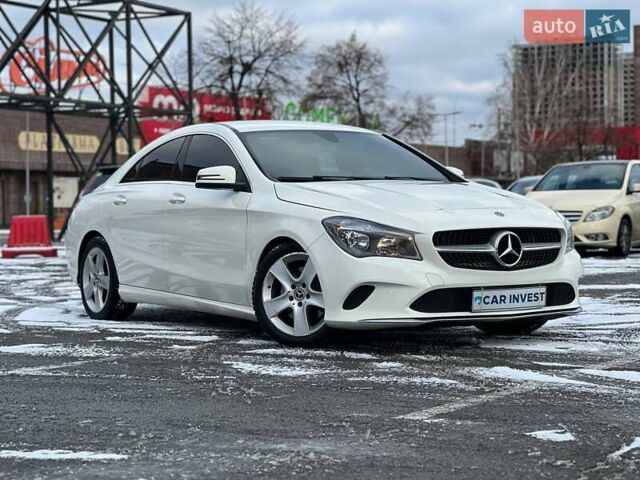 Белый Мерседес ЦЛА-класс, объемом двигателя 1.99 л и пробегом 134 тыс. км за 17800 $, фото 1 на Automoto.ua