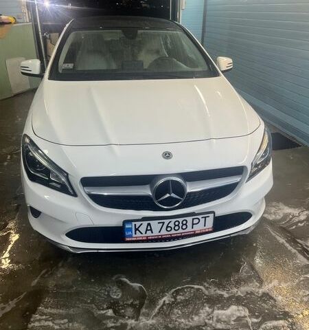 Белый Мерседес ЦЛА-класс, объемом двигателя 1.99 л и пробегом 170 тыс. км за 19999 $, фото 1 на Automoto.ua