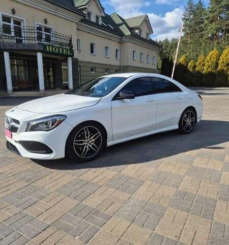 Білий Мерседес ЦЛА-клас, об'ємом двигуна 2 л та пробігом 112 тис. км за 18000 $, фото 1 на Automoto.ua