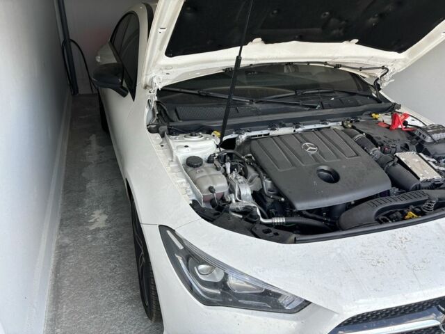 Белый Мерседес ЦЛА-класс, объемом двигателя 0 л и пробегом 89 тыс. км за 20698 $, фото 1 на Automoto.ua