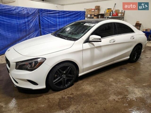 Білий Мерседес ЦЛА-клас, об'ємом двигуна 1.99 л та пробігом 118 тис. км за 4100 $, фото 1 на Automoto.ua