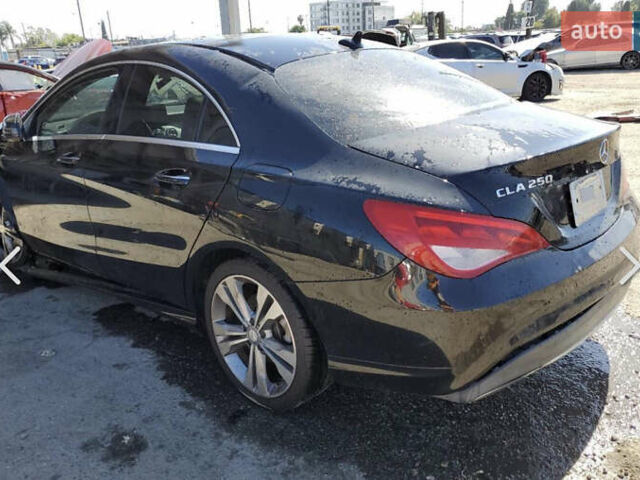 Черный Мерседес ЦЛА-класс, объемом двигателя 2 л и пробегом 98 тыс. км за 13100 $, фото 1 на Automoto.ua