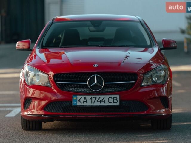 Красный Мерседес ЦЛА-класс, объемом двигателя 1.6 л и пробегом 163 тыс. км за 18000 $, фото 1 на Automoto.ua