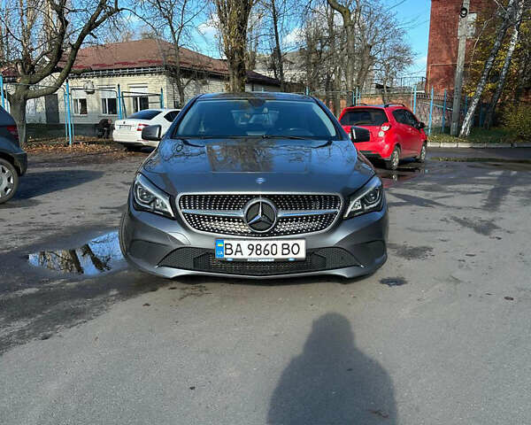 Серый Мерседес ЦЛА-класс, объемом двигателя 1.5 л и пробегом 188 тыс. км за 16000 $, фото 1 на Automoto.ua