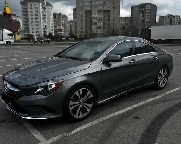 Серый Мерседес ЦЛА-класс, объемом двигателя 2 л и пробегом 137 тыс. км за 17999 $, фото 1 на Automoto.ua