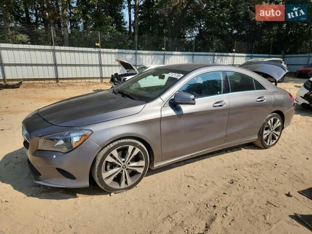 Серый Мерседес ЦЛА-класс, объемом двигателя 2 л и пробегом 128 тыс. км за 3000 $, фото 1 на Automoto.ua