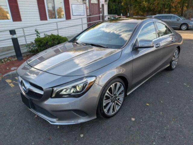 Сірий Мерседес ЦЛА-клас, об'ємом двигуна 2.5 л та пробігом 42 тис. км за 7500 $, фото 1 на Automoto.ua