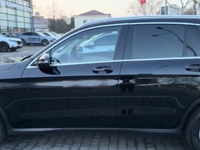 Чорний Мерседес ЦЛЦ-клас, об'ємом двигуна 2.1 л та пробігом 206 тис. км за 25811 $, фото 1 на Automoto.ua
