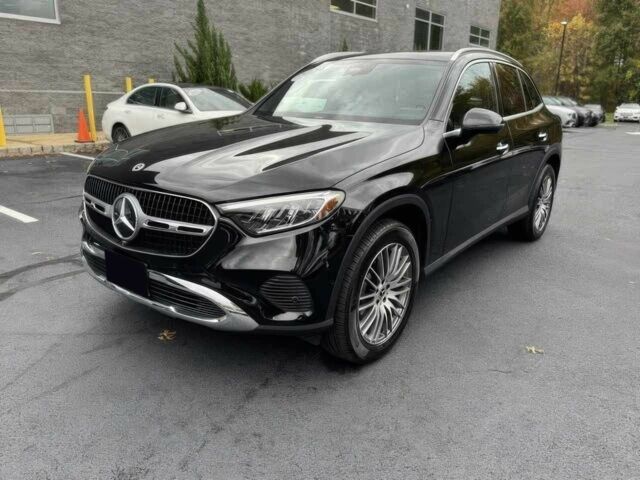 Чорний Мерседес ЦЛЦ-клас, об'ємом двигуна 2 л та пробігом 27 тис. км за 18700 $, фото 1 на Automoto.ua