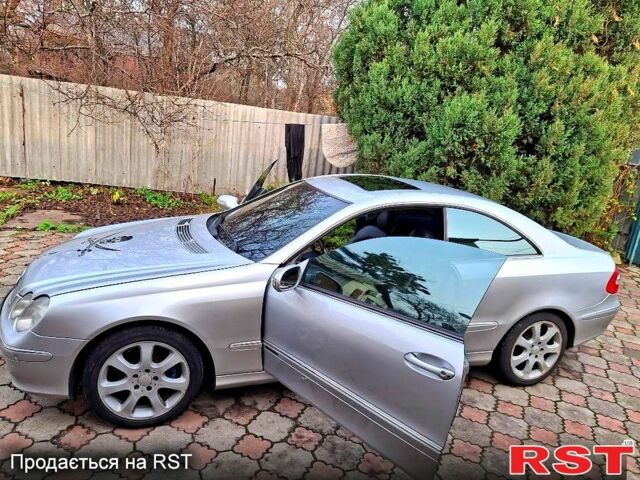 Мерседес ЦЛК-Класс, объемом двигателя 3.2 л и пробегом 200 тыс. км за 2500 $, фото 1 на Automoto.ua