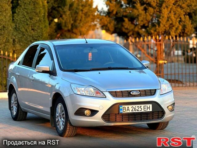 Сірий Мерседес ЦЛК-Клас, об'ємом двигуна 2 л та пробігом 297 тис. км за 3600 $, фото 1 на Automoto.ua