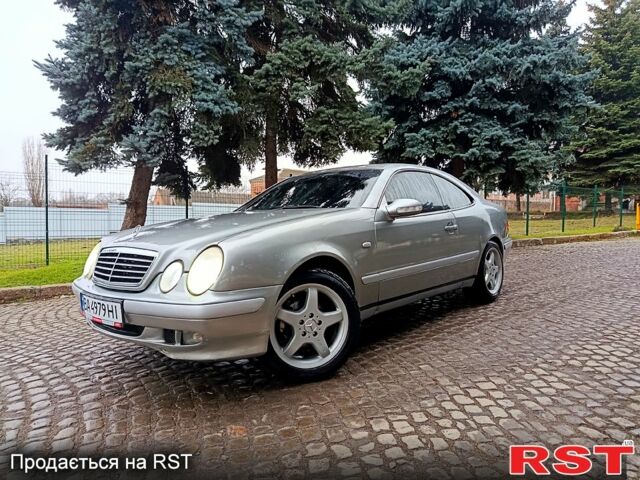 Серый Мерседес ЦЛК-Класс, объемом двигателя 2 л и пробегом 235 тыс. км за 4300 $, фото 1 на Automoto.ua