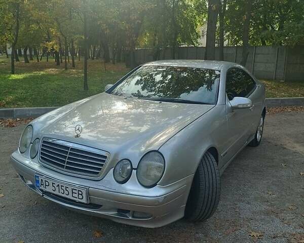 Мерседес ЦЛК-Клас 2000 у Запоріжжя на Automoto.ua Сірий Мерседес ЦЛК-Клас, об'ємом двигуна 2 л та пробігом 345 тис. км за 3650 $, фото 1 на Automoto.ua