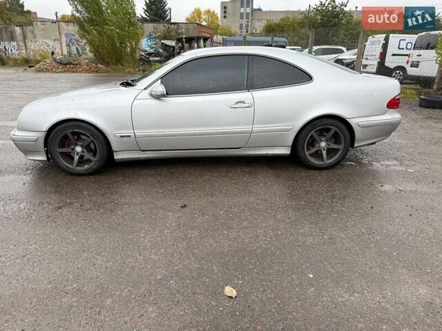 Мерседес ЦЛК-Класс 2001 в Ровно на Automoto.ua Серый Мерседес ЦЛК-Класс, объемом двигателя 2 л и пробегом 397 тыс. км за 3700 $, фото 1 на Automoto.ua