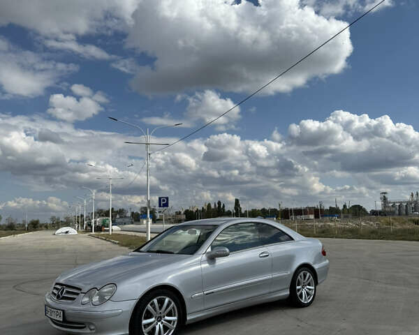 Сірий Мерседес ЦЛК-Клас, об'ємом двигуна 2.7 л та пробігом 330 тис. км за 5200 $, фото 1 на Automoto.ua