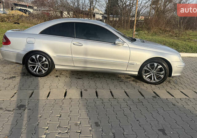 Сірий Мерседес ЦЛК-Клас, об'ємом двигуна 2.69 л та пробігом 235 тис. км за 6500 $, фото 1 на Automoto.ua