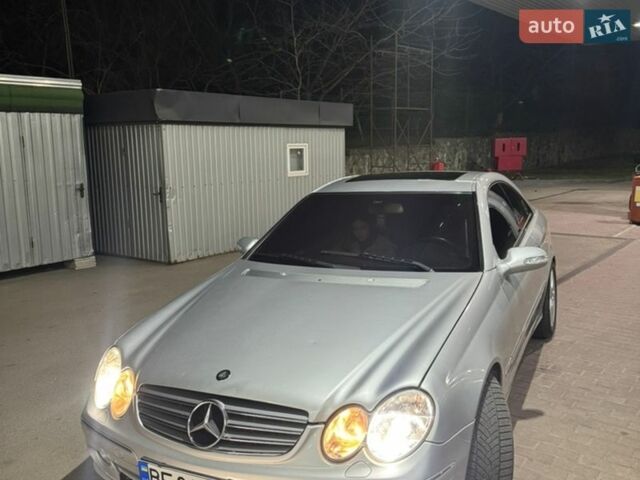 Сірий Мерседес ЦЛК-Клас, об'ємом двигуна 2.69 л та пробігом 373 тис. км за 8000 $, фото 1 на Automoto.ua