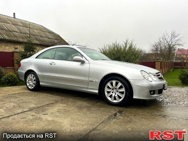 Серый Мерседес ЦЛК-Класс, объемом двигателя 1.8 л и пробегом 250 тыс. км за 5999 $, фото 1 на Automoto.ua