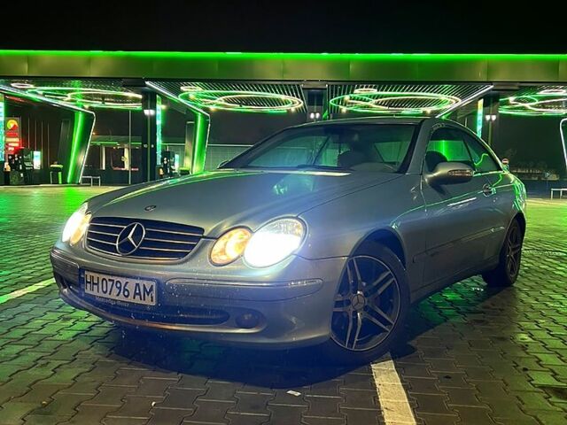 Синий Мерседес ЦЛК-Класс, объемом двигателя 1.8 л и пробегом 0 тыс. км за 6500 $, фото 1 на Automoto.ua