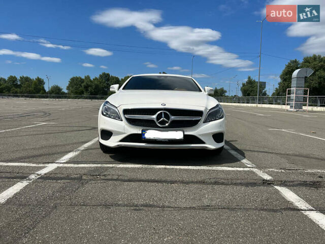 Белый Мерседес ЦЛС 350, объемом двигателя 3 л и пробегом 223 тыс. км за 23800 $, фото 1 на Automoto.ua