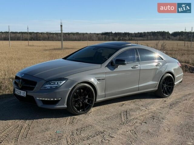 Белый Мерседес ЦЛС-Класс, объемом двигателя 4.66 л и пробегом 88 тыс. км за 21500 $, фото 1 на Automoto.ua