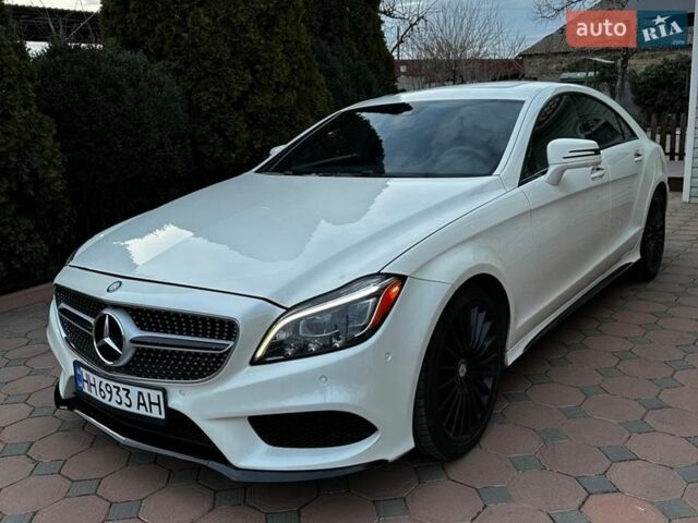 Белый Мерседес ЦЛС-Класс, объемом двигателя 3 л и пробегом 214 тыс. км за 21600 $, фото 1 на Automoto.ua
