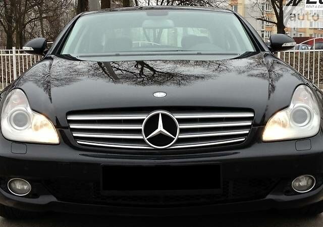 Черный Мерседес ЦЛС-Класс, объемом двигателя 3.5 л и пробегом 130 тыс. км за 15777 $, фото 1 на Automoto.ua