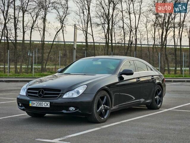 Черный Мерседес ЦЛС-Класс, объемом двигателя 3.5 л и пробегом 185 тыс. км за 11500 $, фото 1 на Automoto.ua