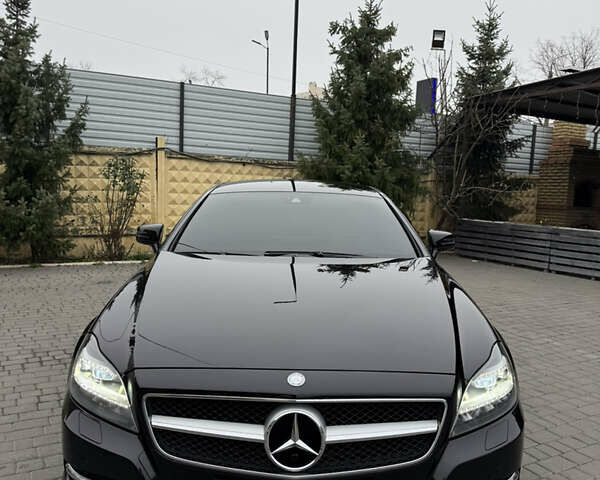 Черный Мерседес ЦЛС-Класс, объемом двигателя 2.1 л и пробегом 185 тыс. км за 22500 $, фото 1 на Automoto.ua