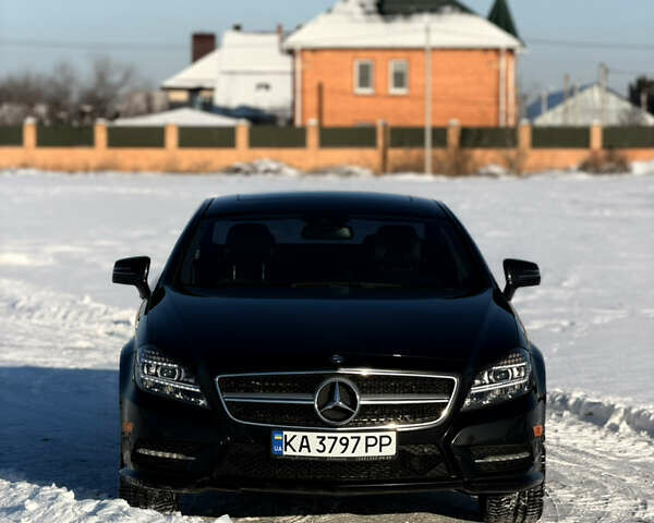 Черный Мерседес ЦЛС-Класс, объемом двигателя 4.66 л и пробегом 148 тыс. км за 20000 $, фото 1 на Automoto.ua