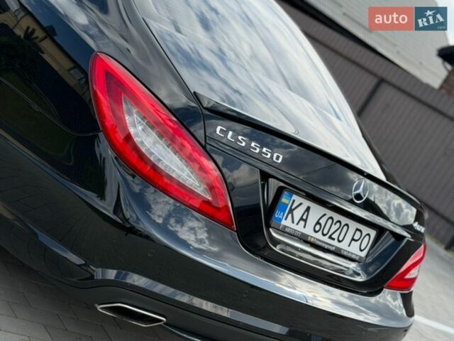 Черный Мерседес ЦЛС-Класс, объемом двигателя 4.66 л и пробегом 198 тыс. км за 16800 $, фото 1 на Automoto.ua